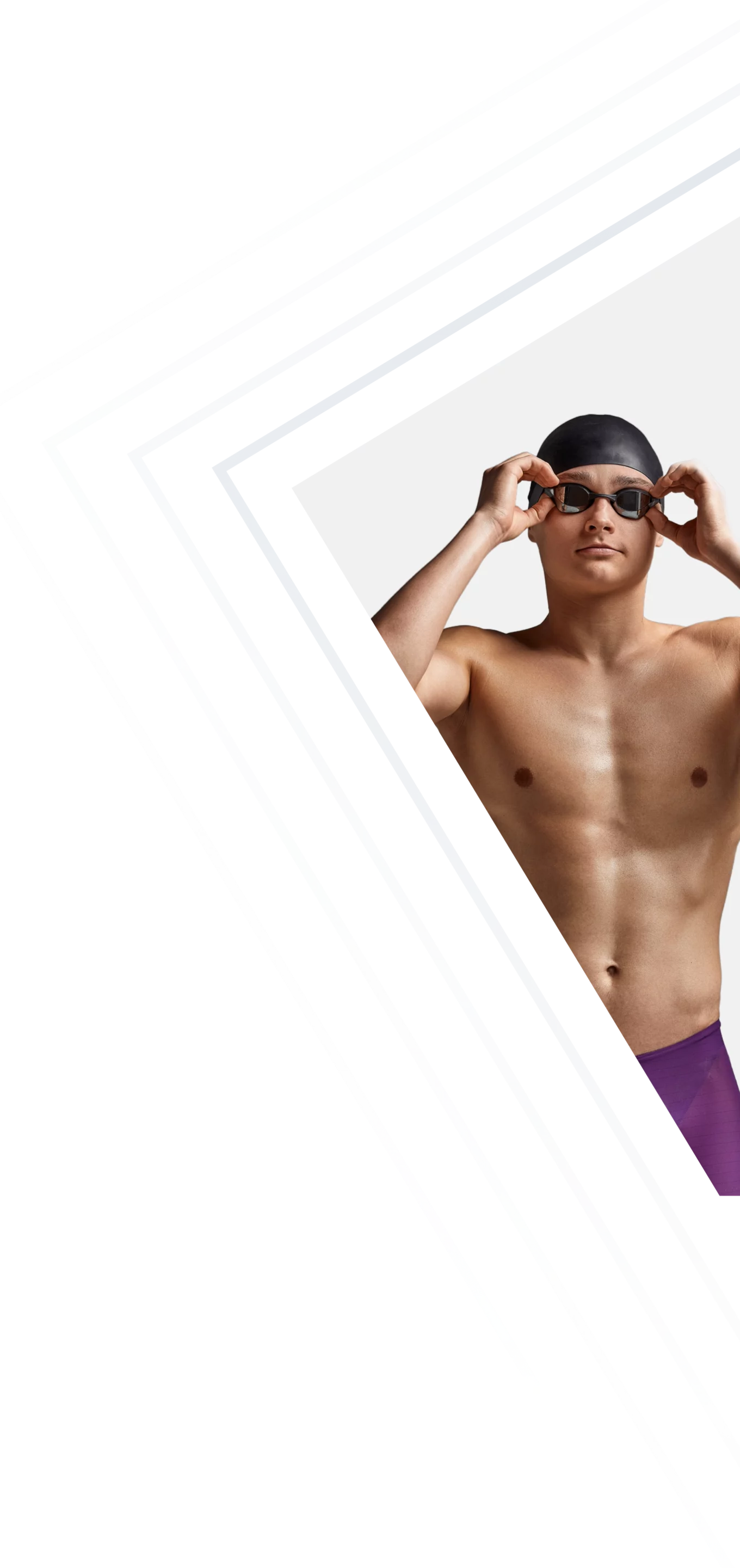 Nageur IPMS ajustant ses lunettes de natation, prêt pour l'entraînement intensif BPJEPS AAN.